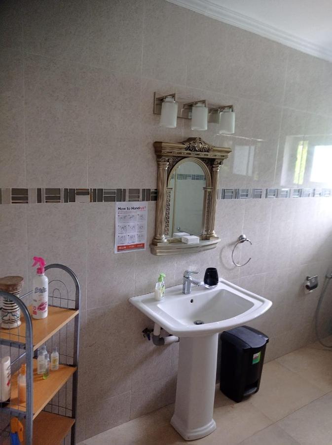 Les Forbans Selfcatering Apartment Takamaka Bagian luar foto