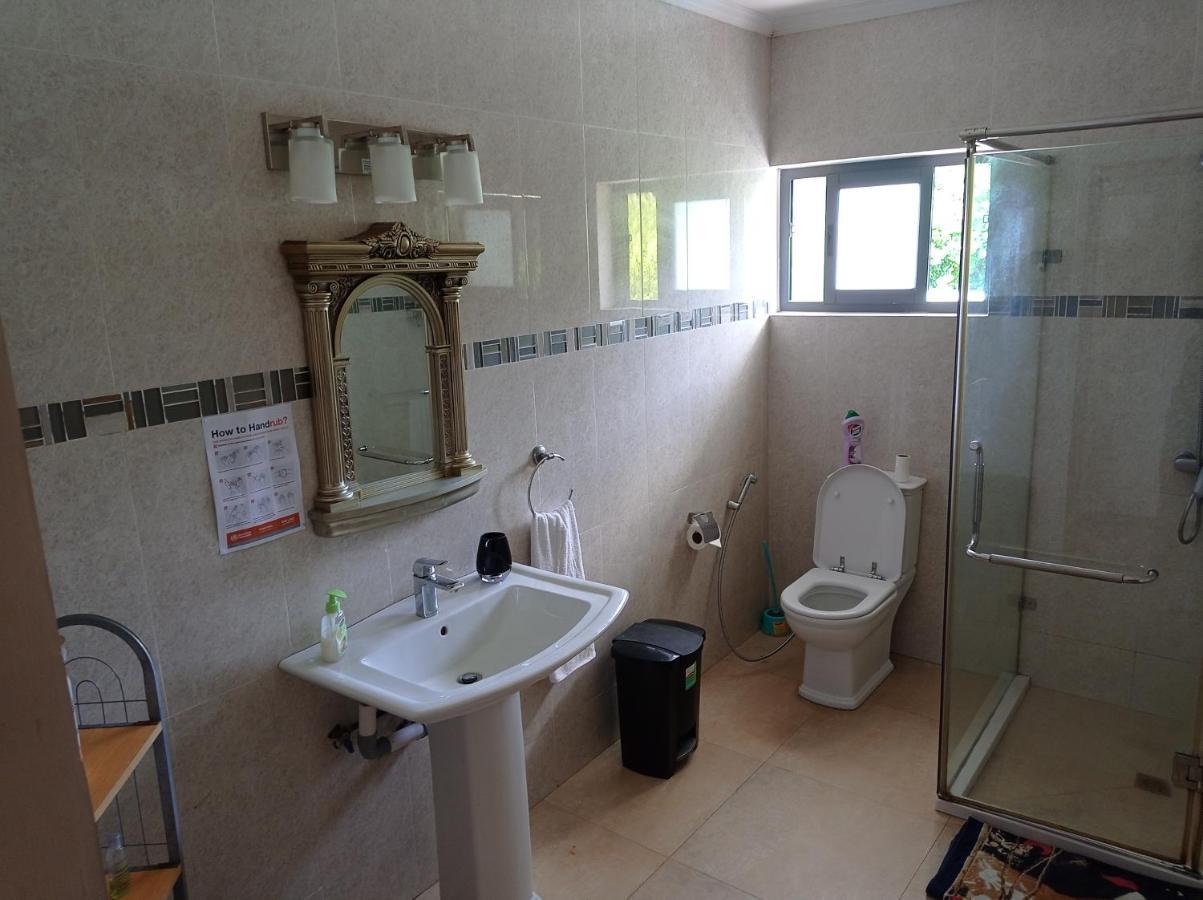 Les Forbans Selfcatering Apartment Takamaka Bagian luar foto