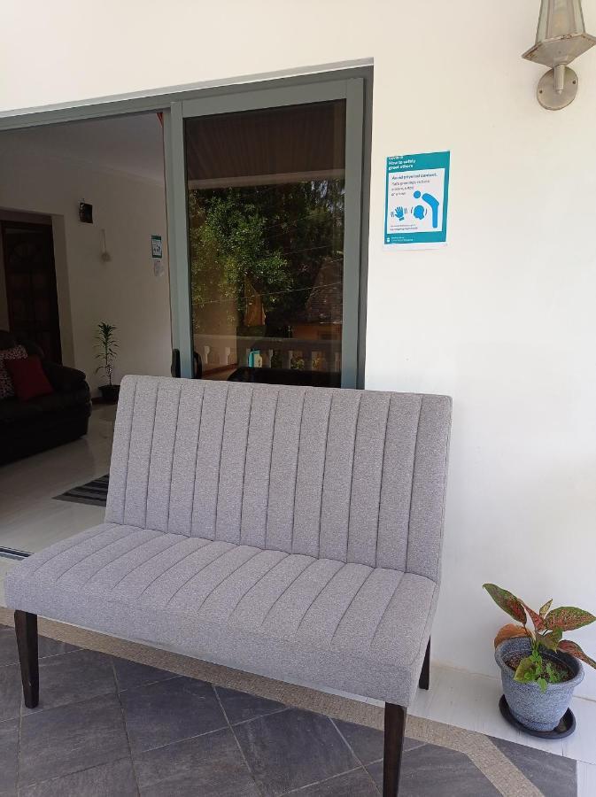 Les Forbans Selfcatering Apartment Takamaka Bagian luar foto